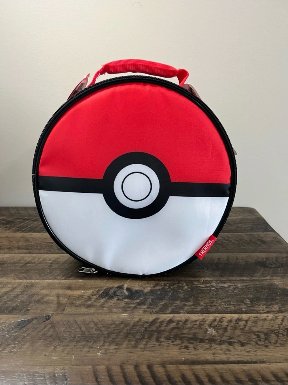 NEW Pokémon Poké Ball Thermos Insulated Lunch Box Red Black